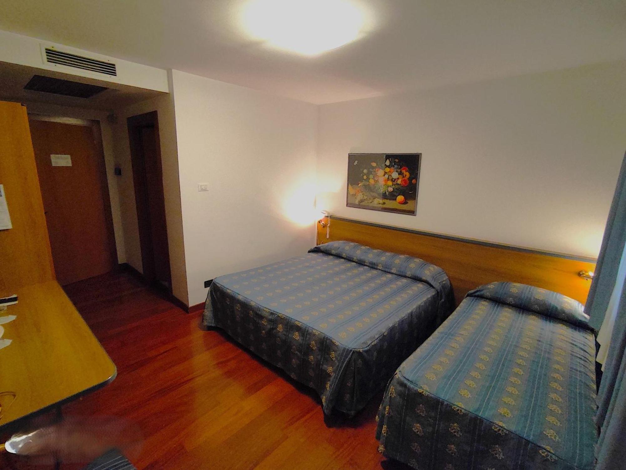 Hotel Luna Vigonovo  Luaran gambar